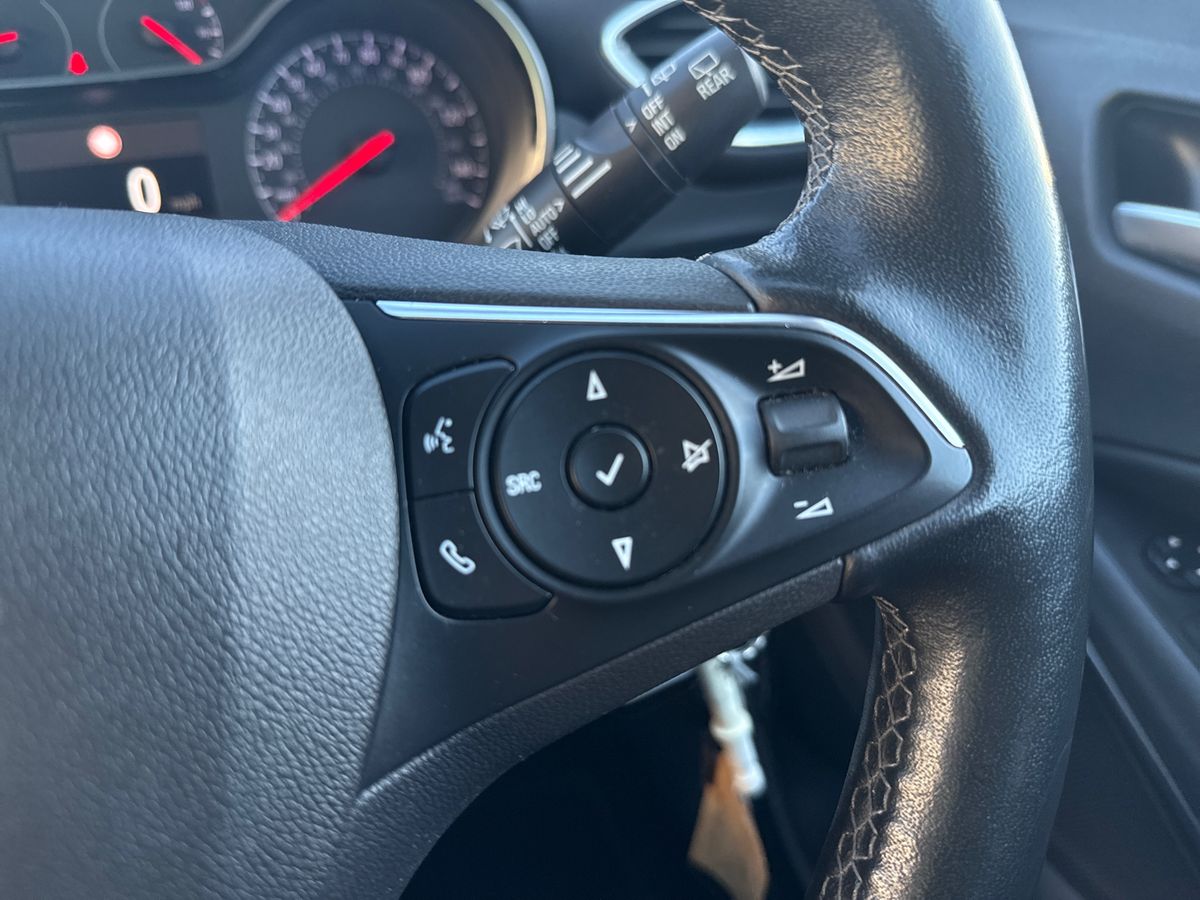 Used Vauxhall Crossland 2022 for sale - 77111647: Photo 17