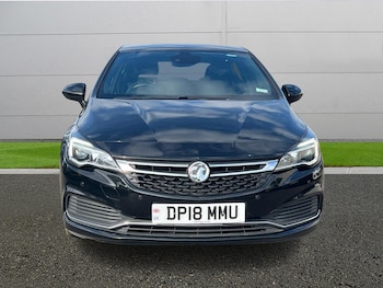 Used Vauxhall Astra 2018 for sale - 77739900: Photo