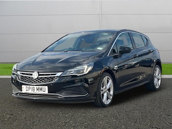 Used Vauxhall Astra 2018 for sale - 77739900: Photo