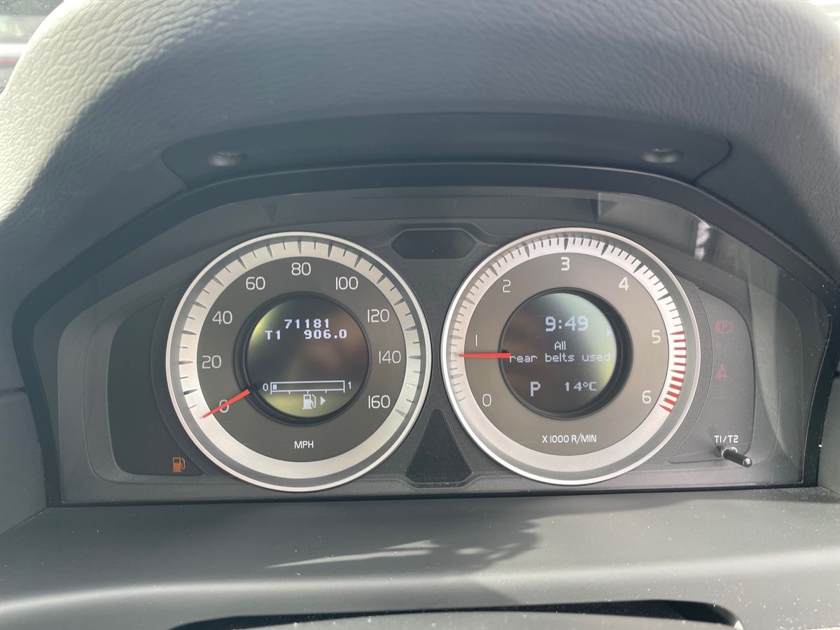 Used Volvo V70 2011 for sale - 77855772: Photo 14