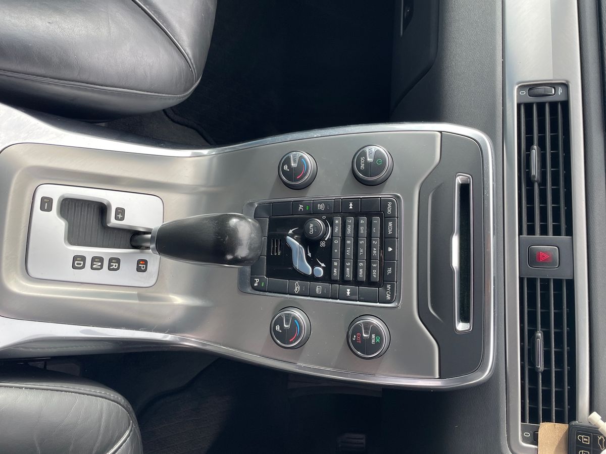 Used Volvo V70 2011 for sale - 77855772: Photo 19