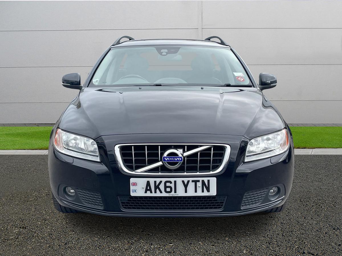 Used Volvo V70 2011 for sale - 77855772: Photo 2