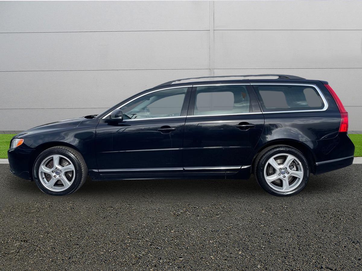 Used Volvo V70 2011 for sale - 77855772: Photo 4