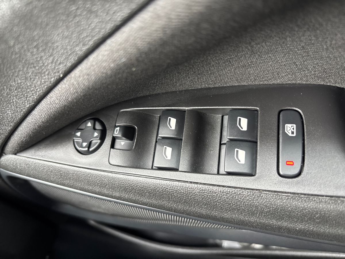 Used Vauxhall Crossland 2024 for sale - 77002738: Photo 20