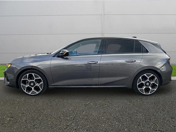 Used Vauxhall Astra 2024 for sale - 77499618: Photo