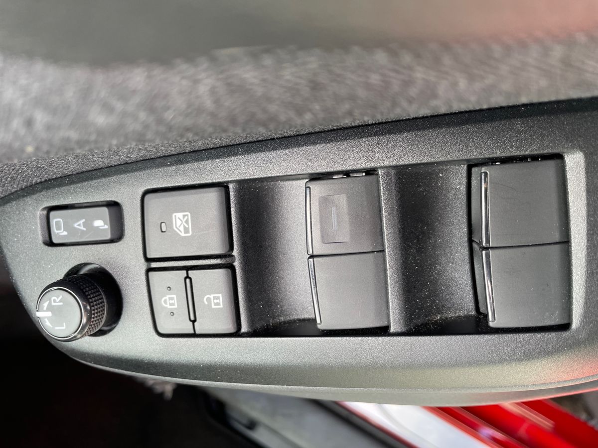 Used Toyota Yaris 2023 for sale - 78088549: Photo 20