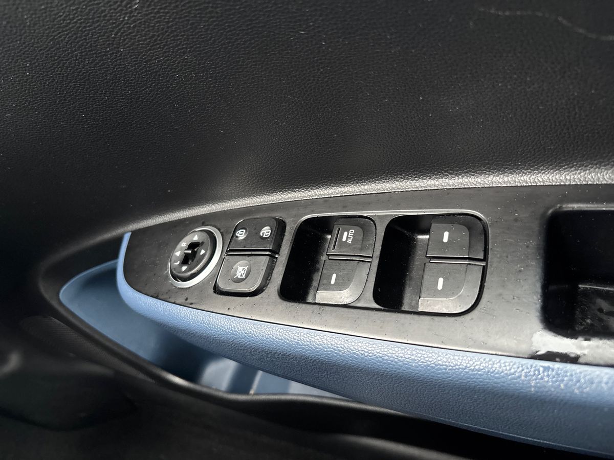 Used Hyundai i10 2014 for sale - 77606894: Photo 20