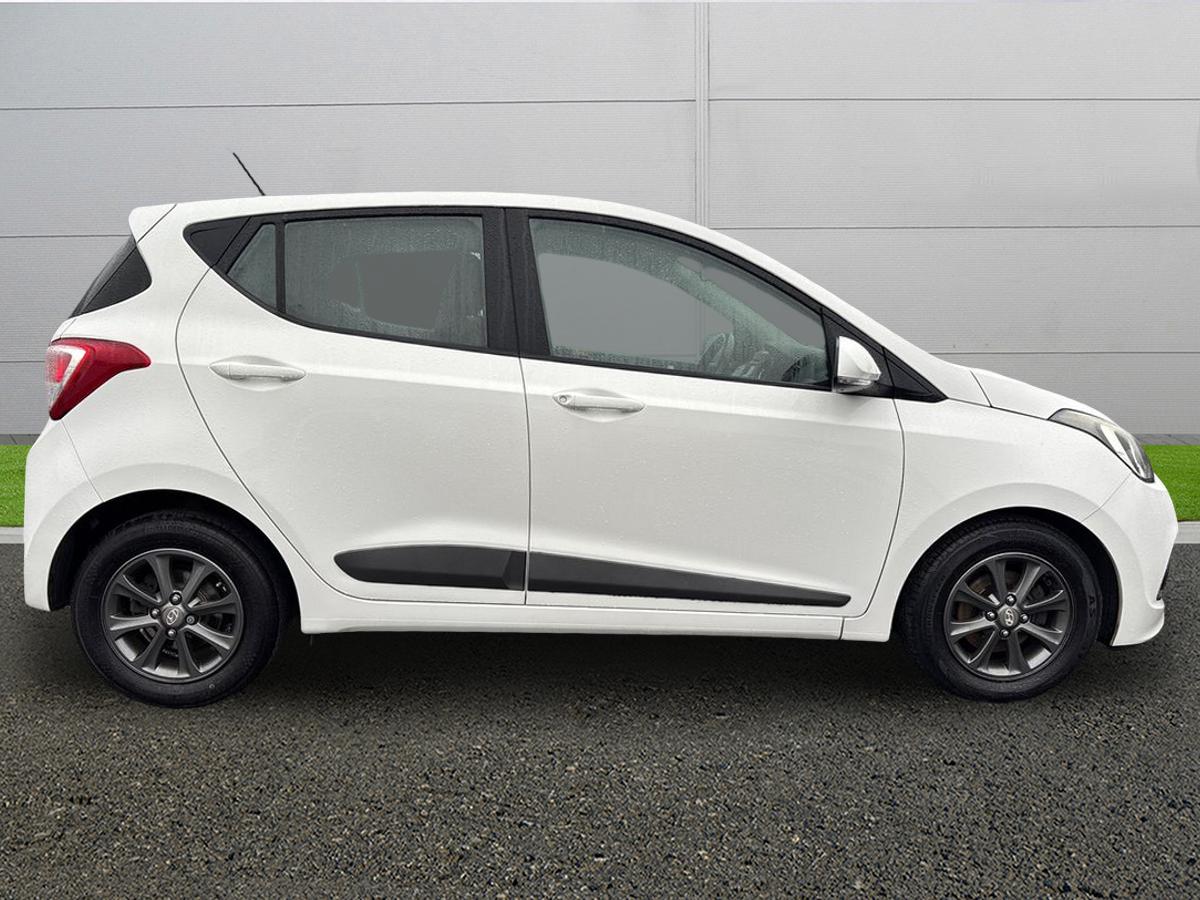 Used Hyundai i10 2014 for sale - 77606894: Photo 8