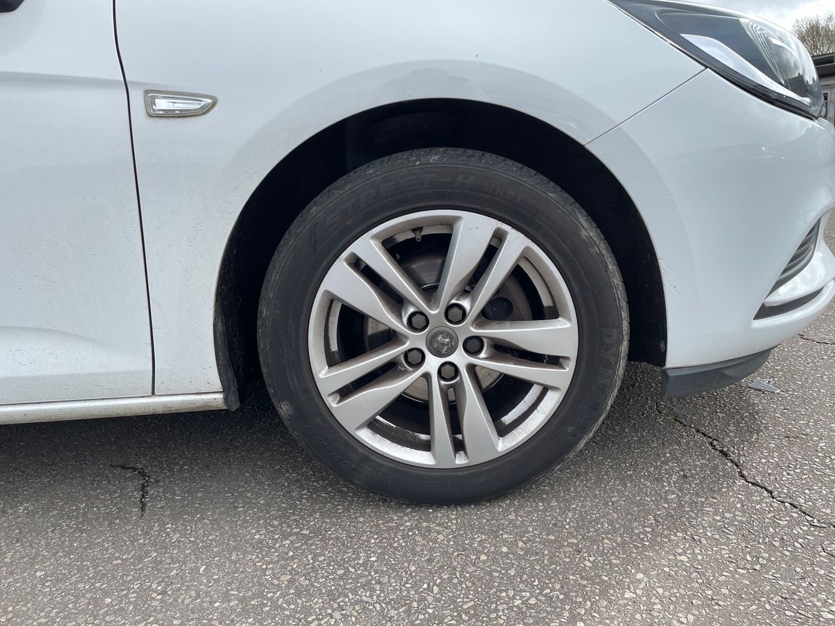 Used Vauxhall Astra 2017 for sale - 77911263: Photo 9