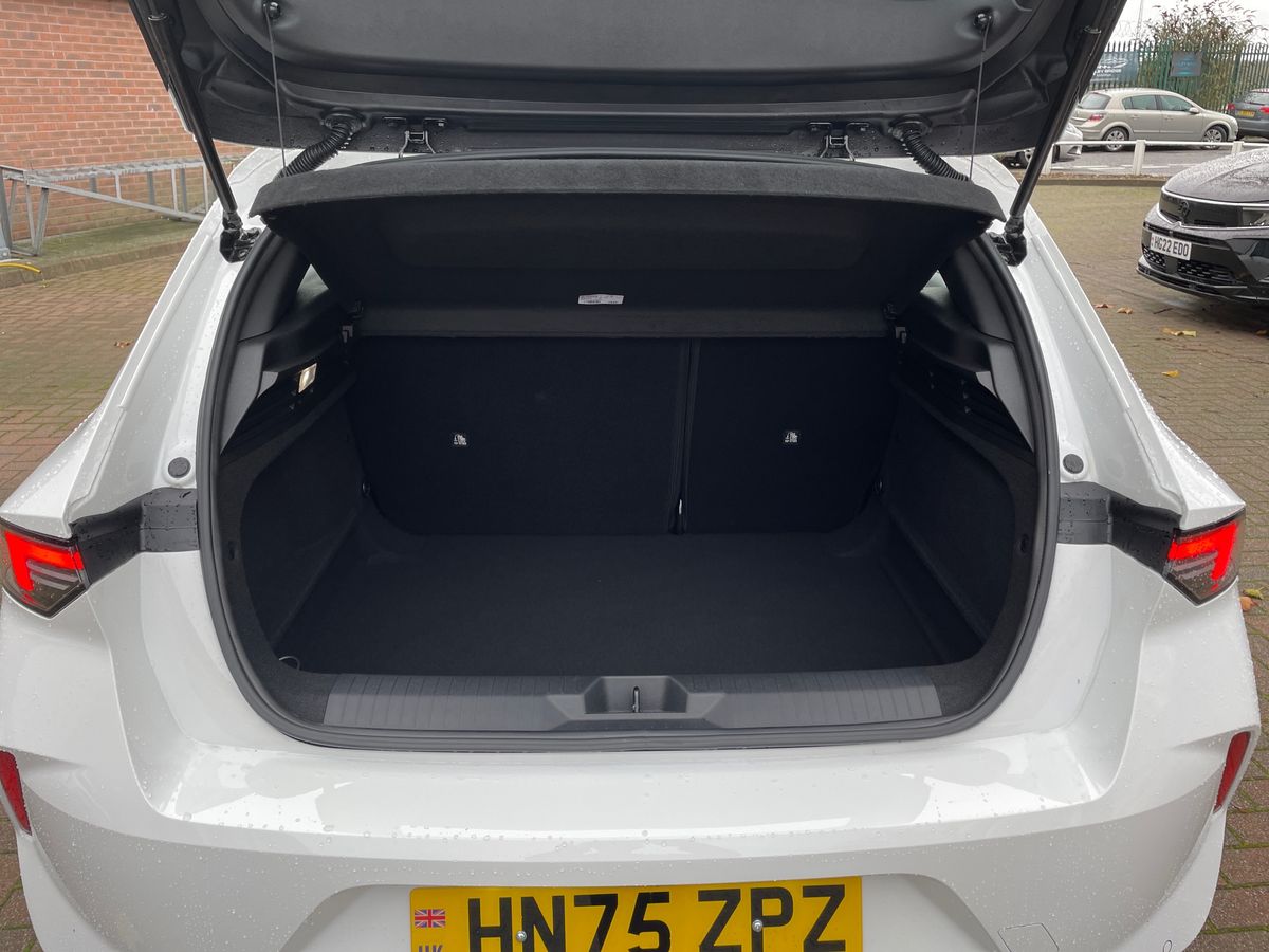 Used Vauxhall Astra 2025 for sale - 77848106: Photo 12