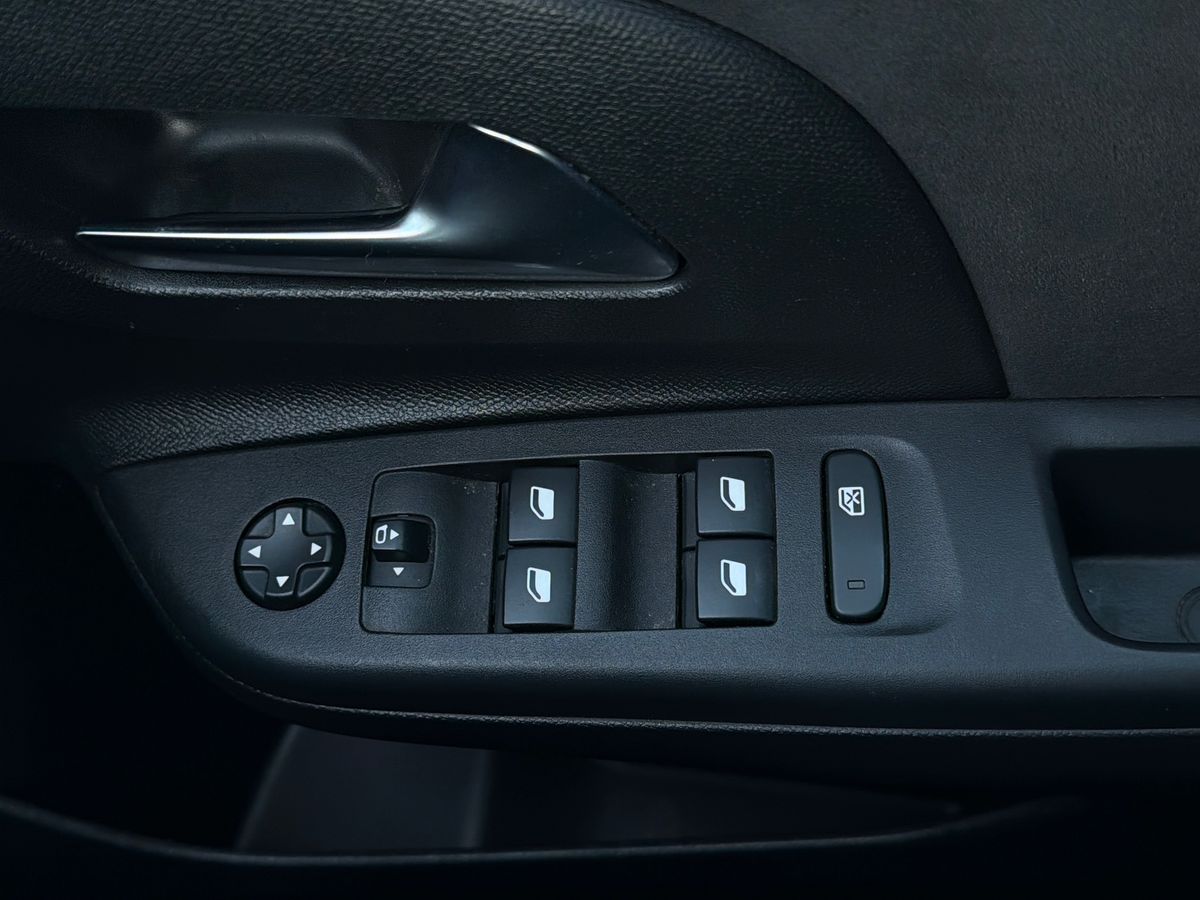 Used Vauxhall Corsa 2023 for sale - 77885357: Photo 20