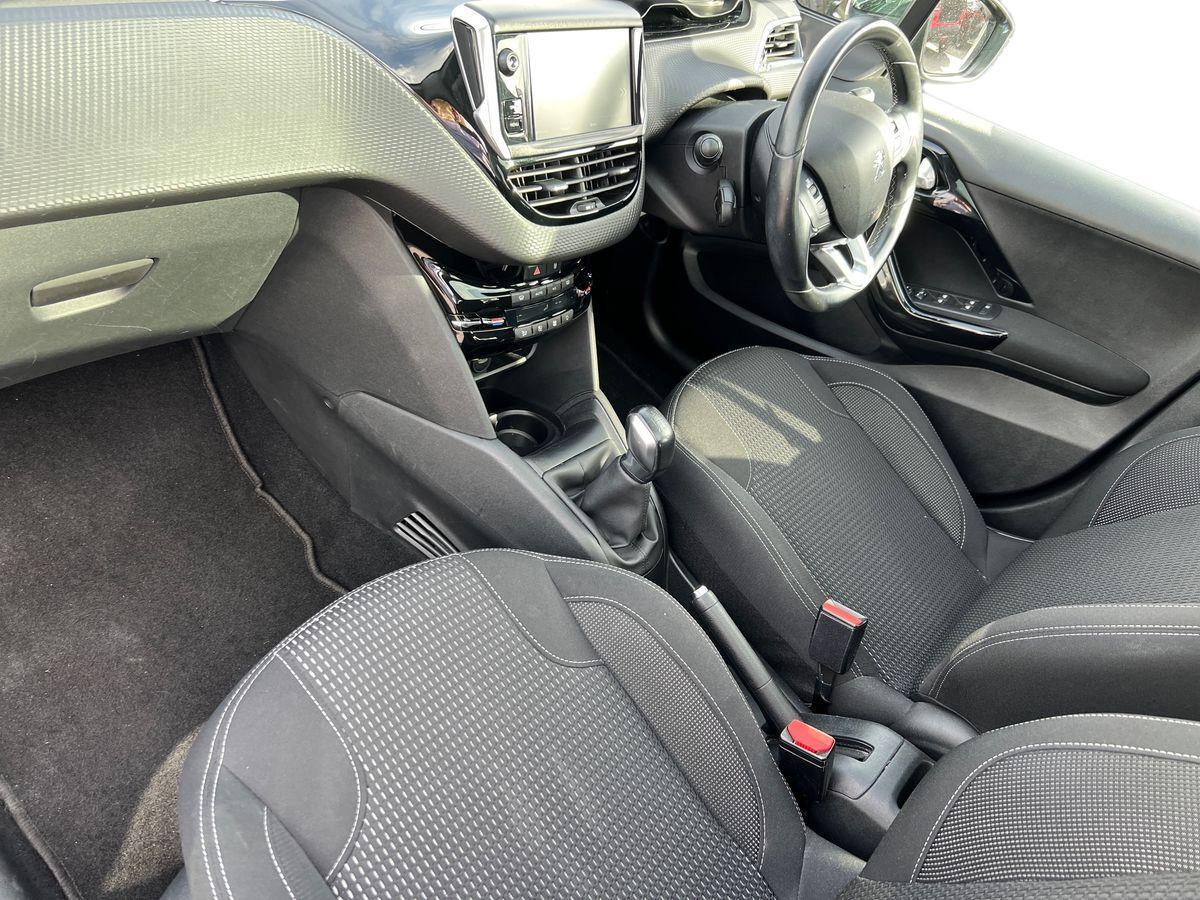 Used Peugeot 208 2019 for sale - 76730993: Photo 10