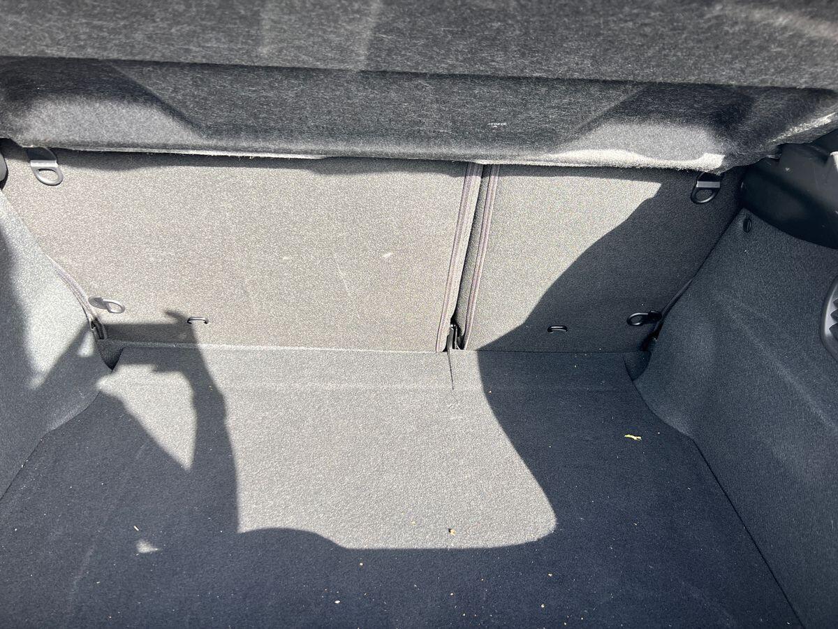 Used Peugeot 208 2019 for sale - 76730993: Photo 12