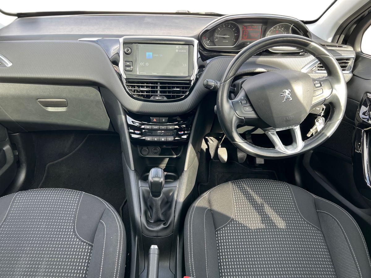 Used Peugeot 208 2019 for sale - 76730993: Photo 13