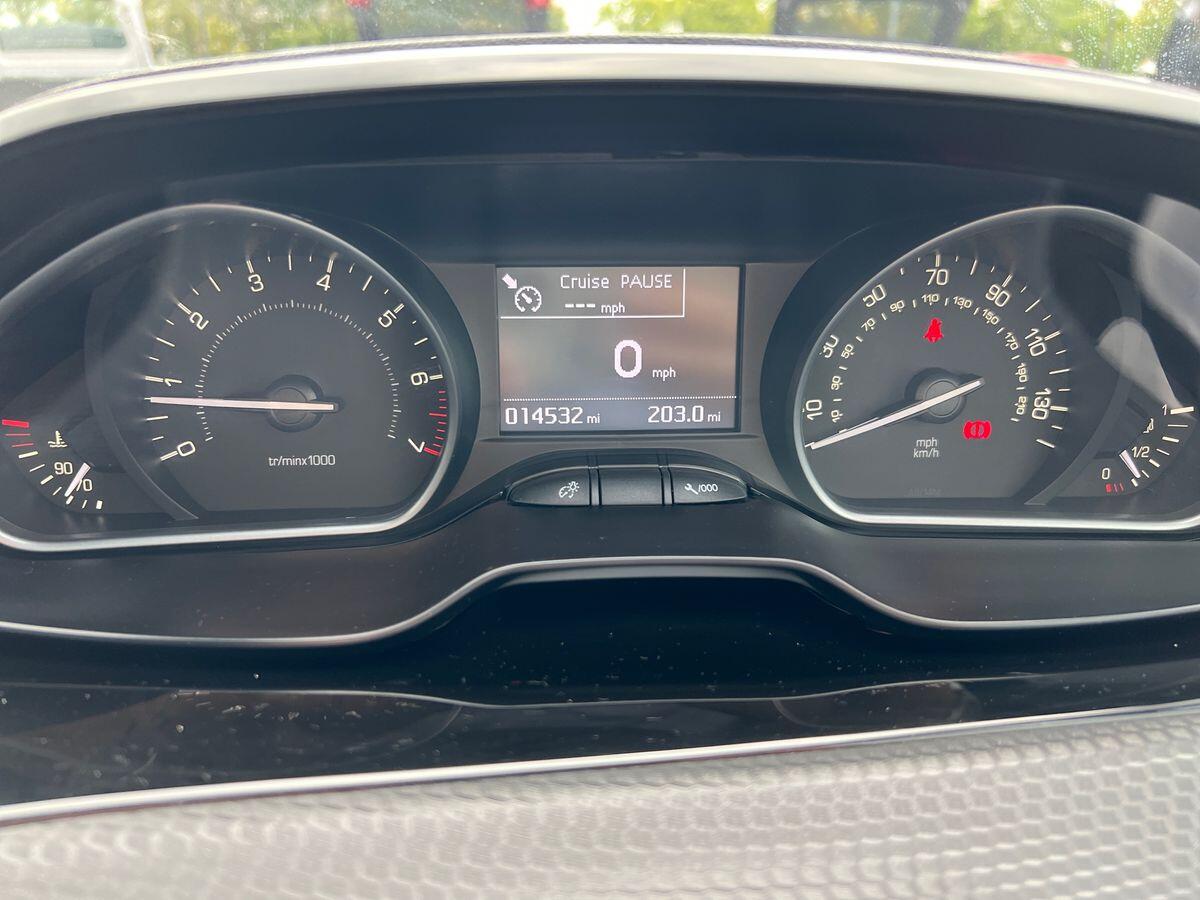 Used Peugeot 208 2019 for sale - 76730993: Photo 14