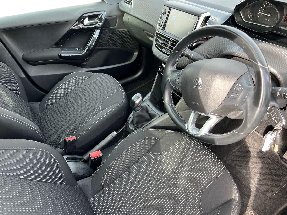 Used Peugeot 208 2019 for sale - 76730993: Photo 15