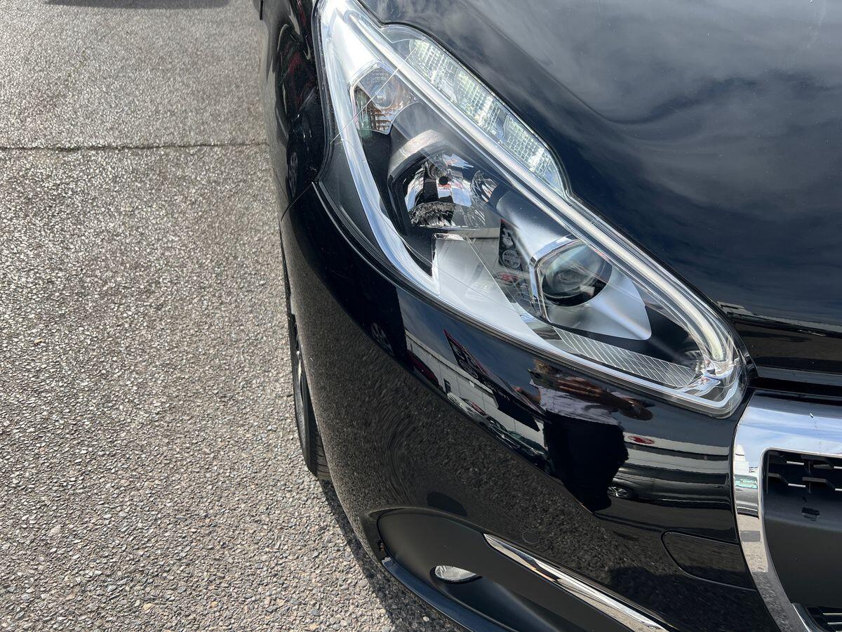 Used Peugeot 208 2019 for sale - 76730993: Photo 21