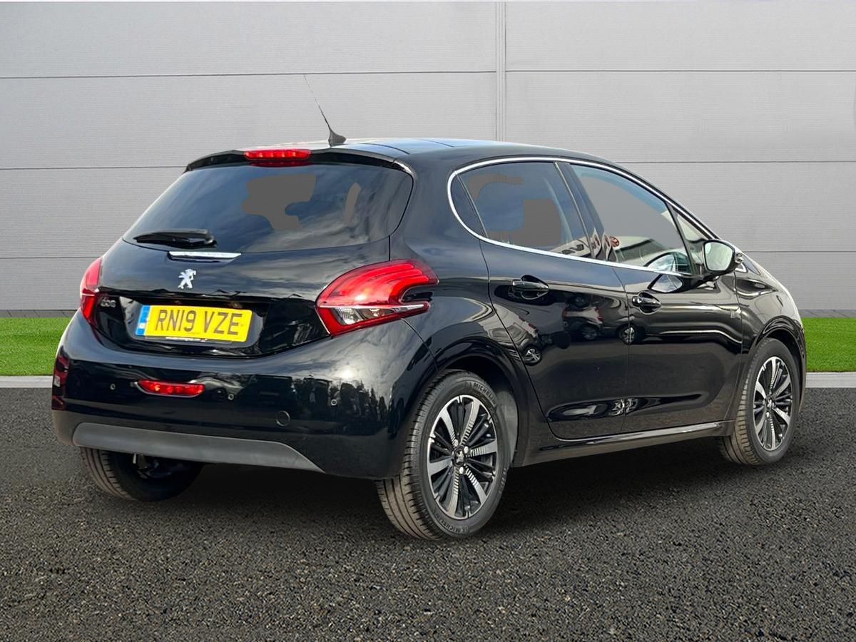 Used Peugeot 208 2019 for sale - 76730993: Photo 7