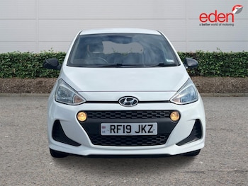 Used Hyundai i10 2019 for sale - 79321063: Photo
