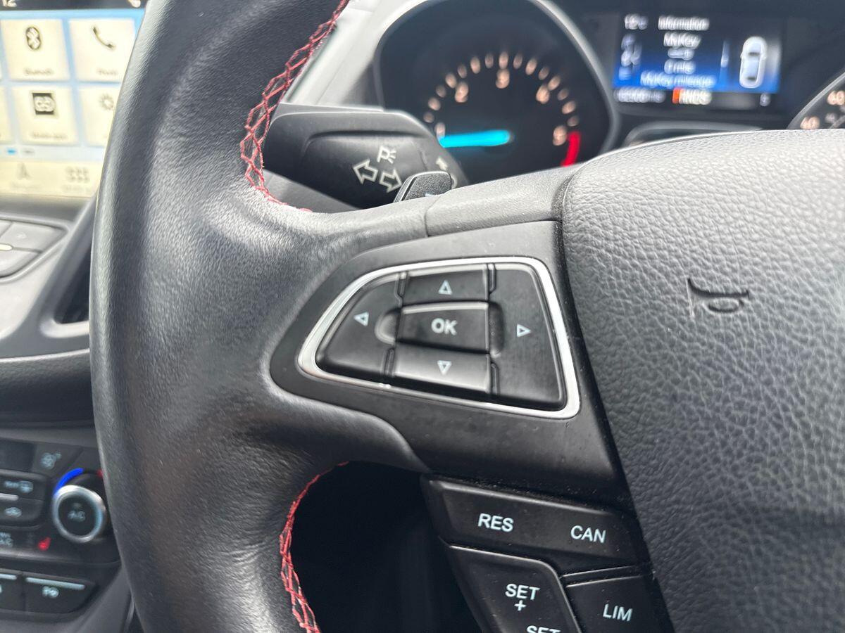 Used Ford Kuga 2018 for sale - 76730998: Photo 16