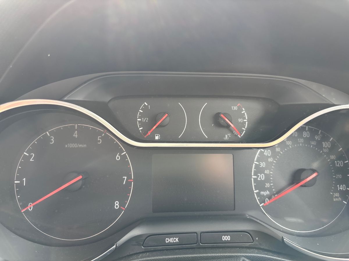 Used Vauxhall Crossland 2022 for sale - 77588599: Photo 14