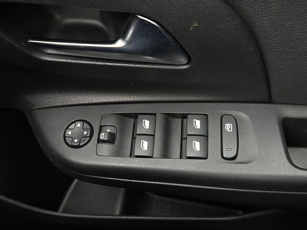 Used Vauxhall Corsa 2023 for sale - 77778477: Photo 20