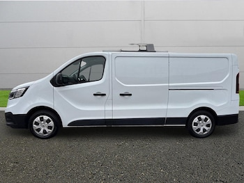 Used Renault Trafic 2023 for sale - 77606889: Photo