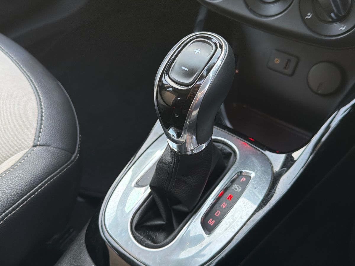 Used Vauxhall Corsa 2015 for sale - 77771113: Photo 19