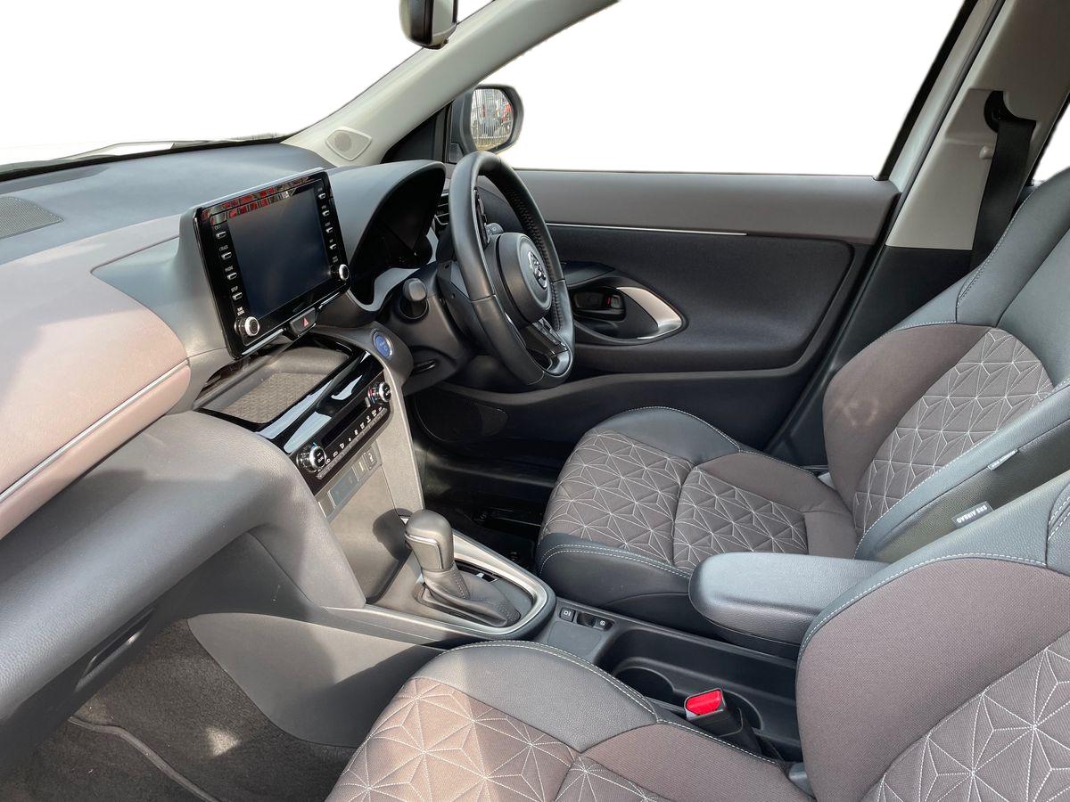 Used Toyota Yaris Cross 2023 for sale - 77971711: Photo 10