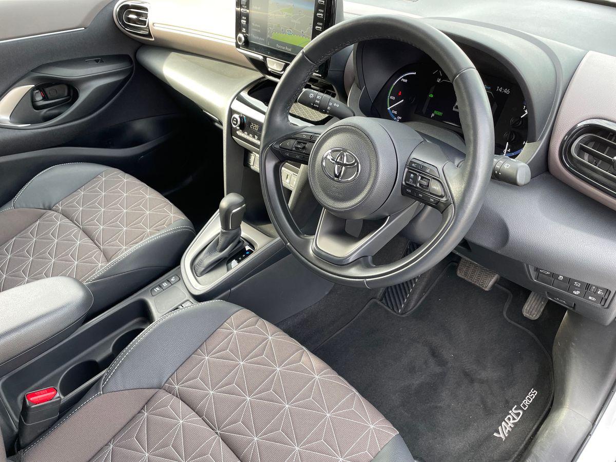 Used Toyota Yaris Cross 2023 for sale - 77971711: Photo 15