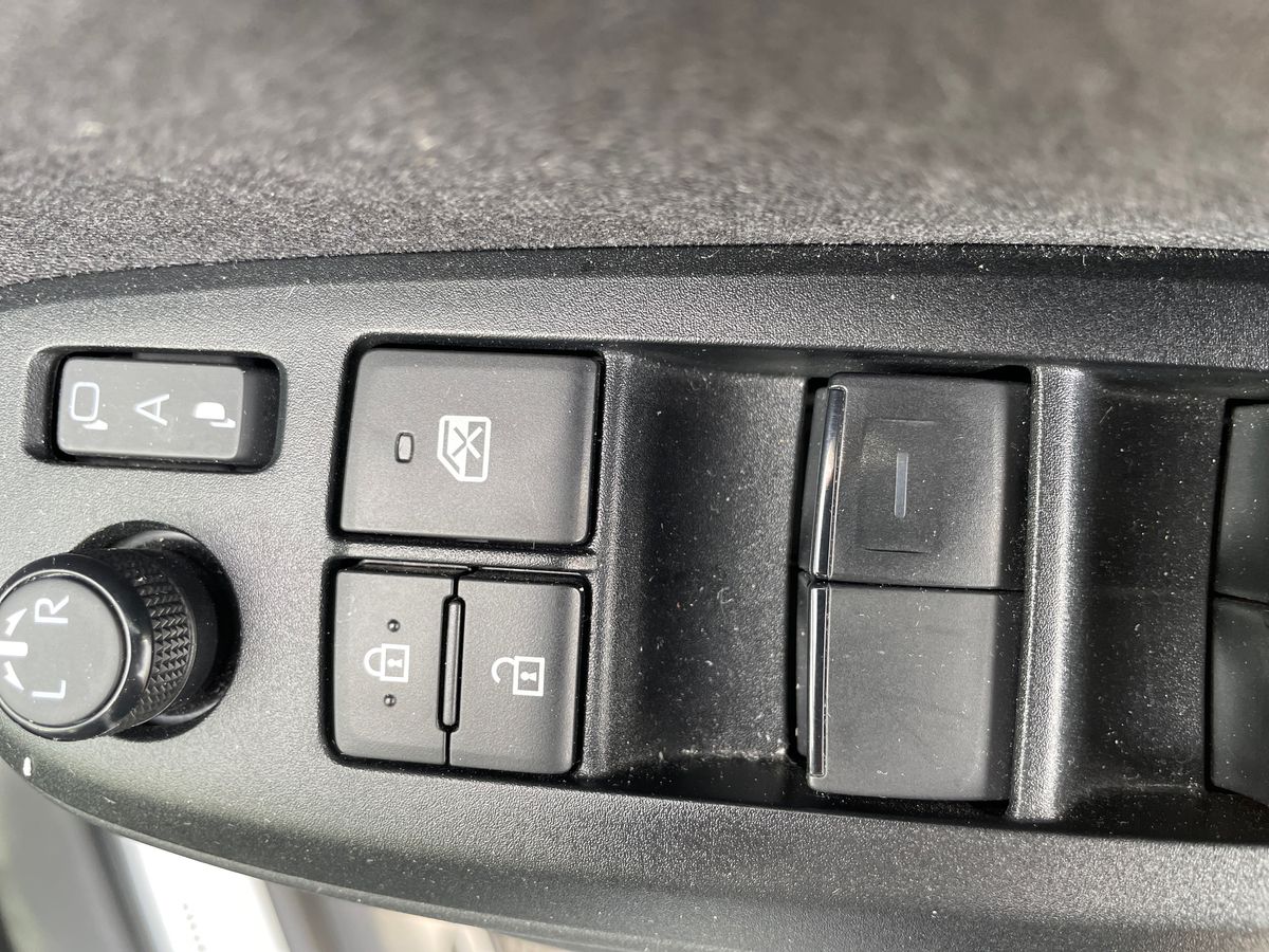 Used Toyota Yaris Cross 2023 for sale - 77971711: Photo 20