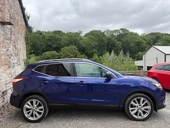 Used Nissan Qashqai 2017 for sale - 78984572: Photo