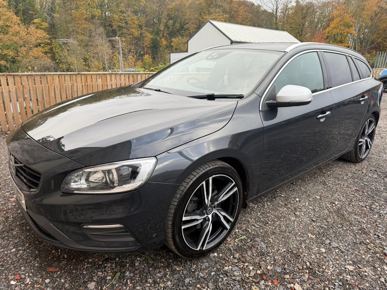 Used Volvo V60 for sale - 76995379: Photo 4