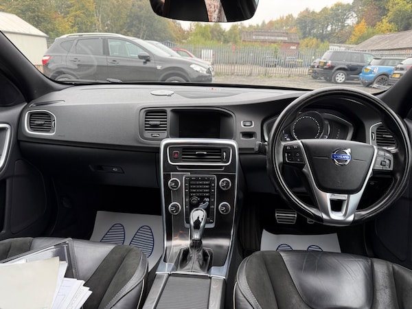 Used Volvo V60 2015 for sale - 76270146: Photo 10