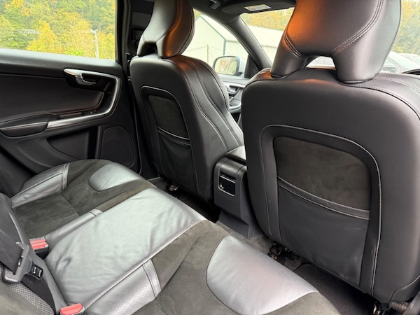 Used Volvo V60 2015 for sale - 76270146: Photo 16
