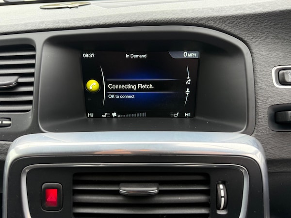 Used Volvo V60 2015 for sale - 76270146: Photo 29