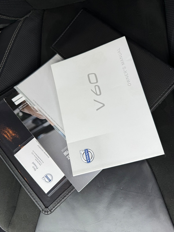 Used Volvo V60 2015 for sale - 76270146: Photo 31