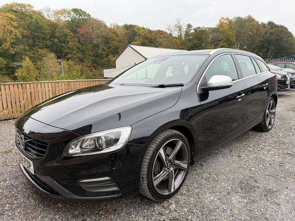Used Volvo V60 2015 for sale - 76270146: Photo 3