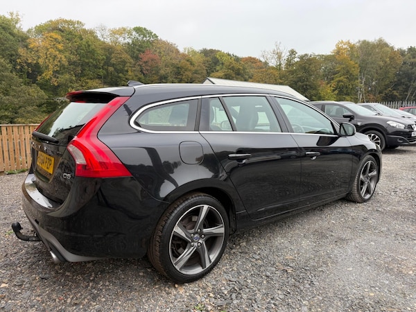 Used Volvo V60 2015 for sale - 76270146: Photo 40