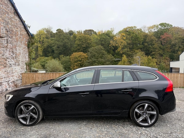Used Volvo V60 2015 for sale - 76270146: Photo 6