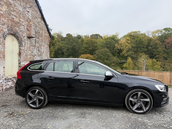 Used Volvo V60 2015 for sale - 76270146: Photo 7