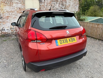 Used Peugeot 2008 2016 for sale - 78416020: Photo