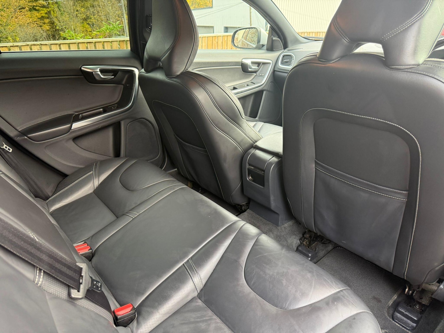 Used Volvo V60 2018 for sale - 76457033: Photo 19