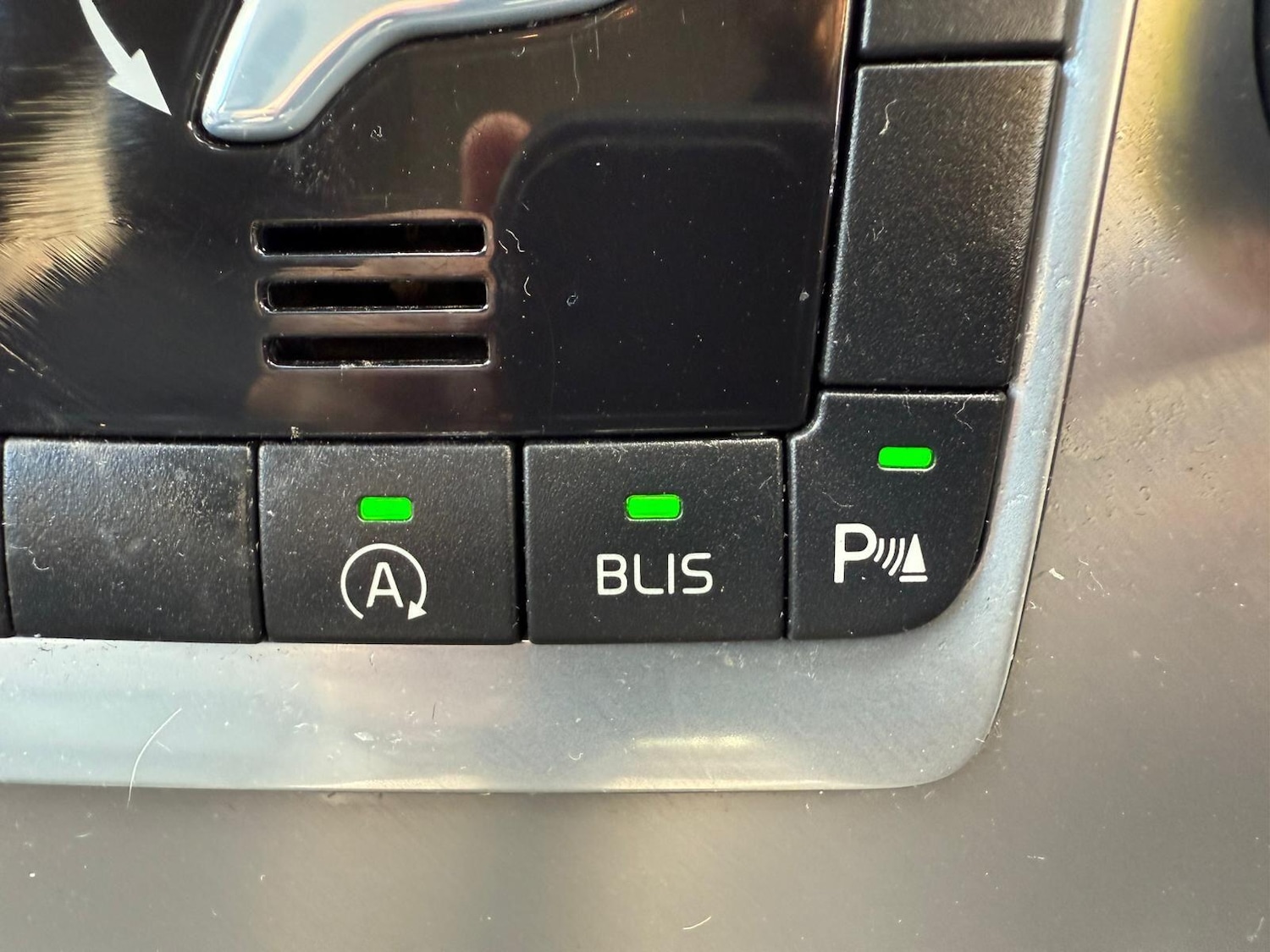 Used Volvo V70 2013 for sale - 76059203: Photo 27