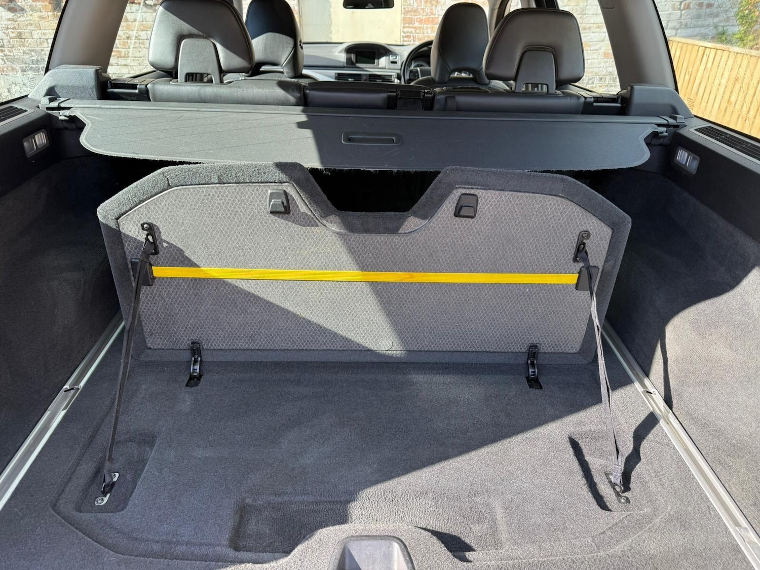 Used Volvo V70 2013 for sale - 76059203: Photo 40