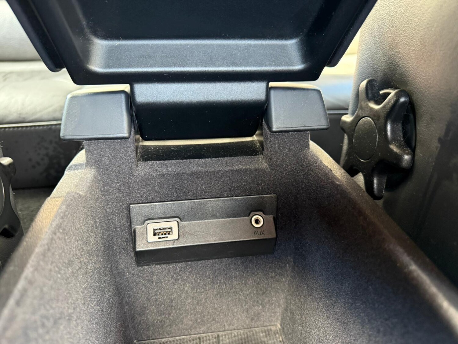 Used Volvo V70 2013 for sale - 76059203: Photo 45