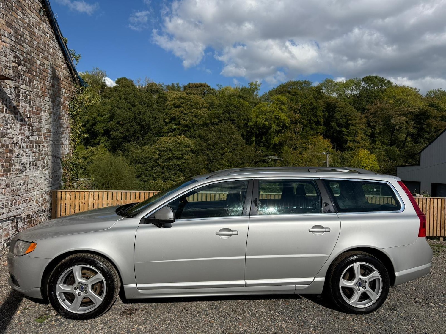 Used Volvo V70 2013 for sale - 76059203: Photo 5