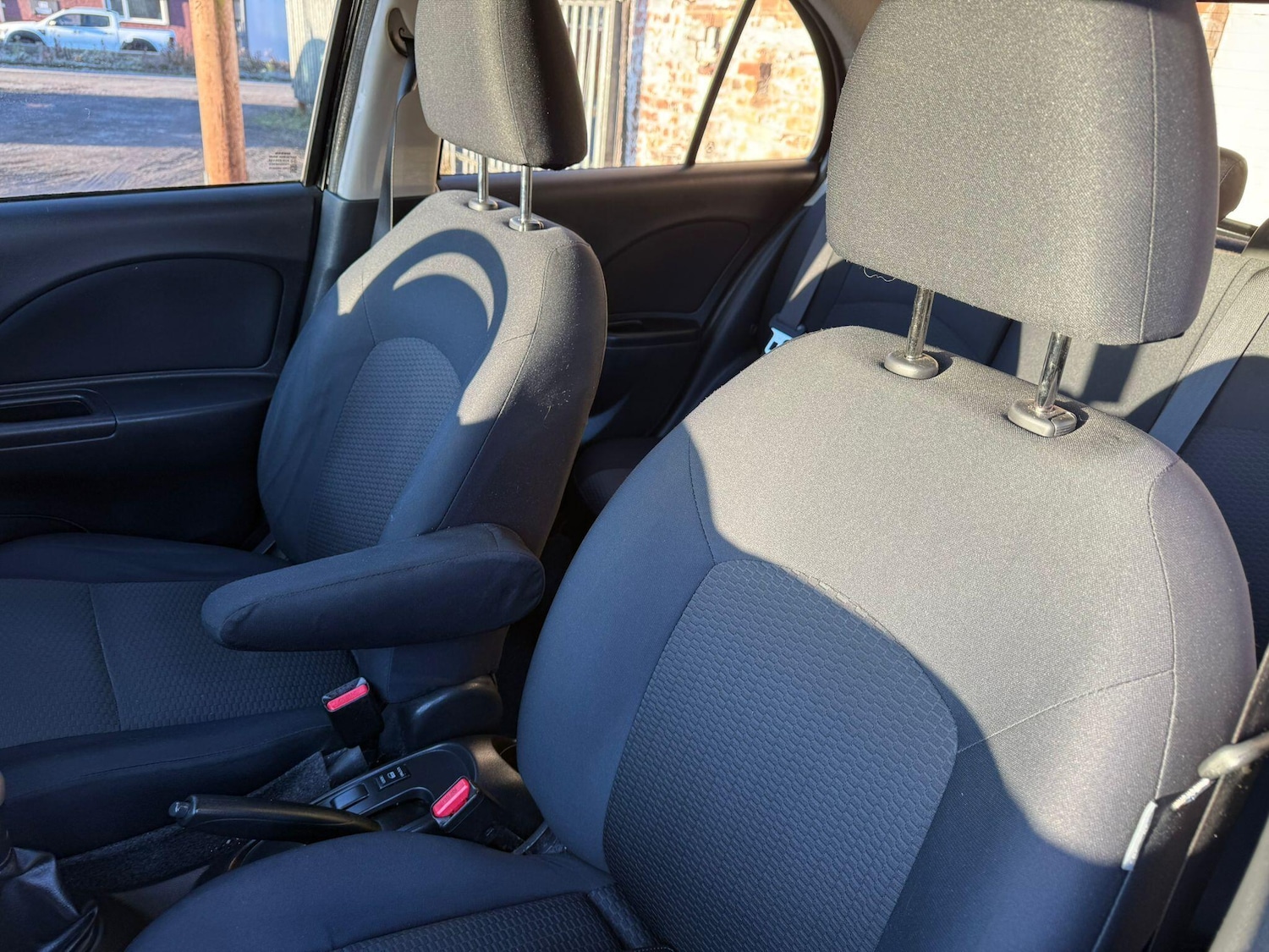 Used Nissan Micra 2011 for sale - 76781573: Photo 32