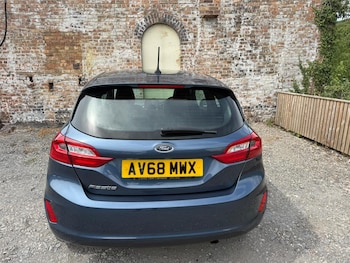 Used Ford Fiesta 2018 for sale - 78984583: Photo