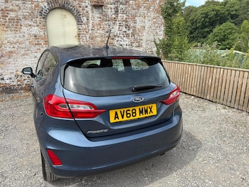 Used Ford Fiesta 2018 for sale - 78984583: Photo